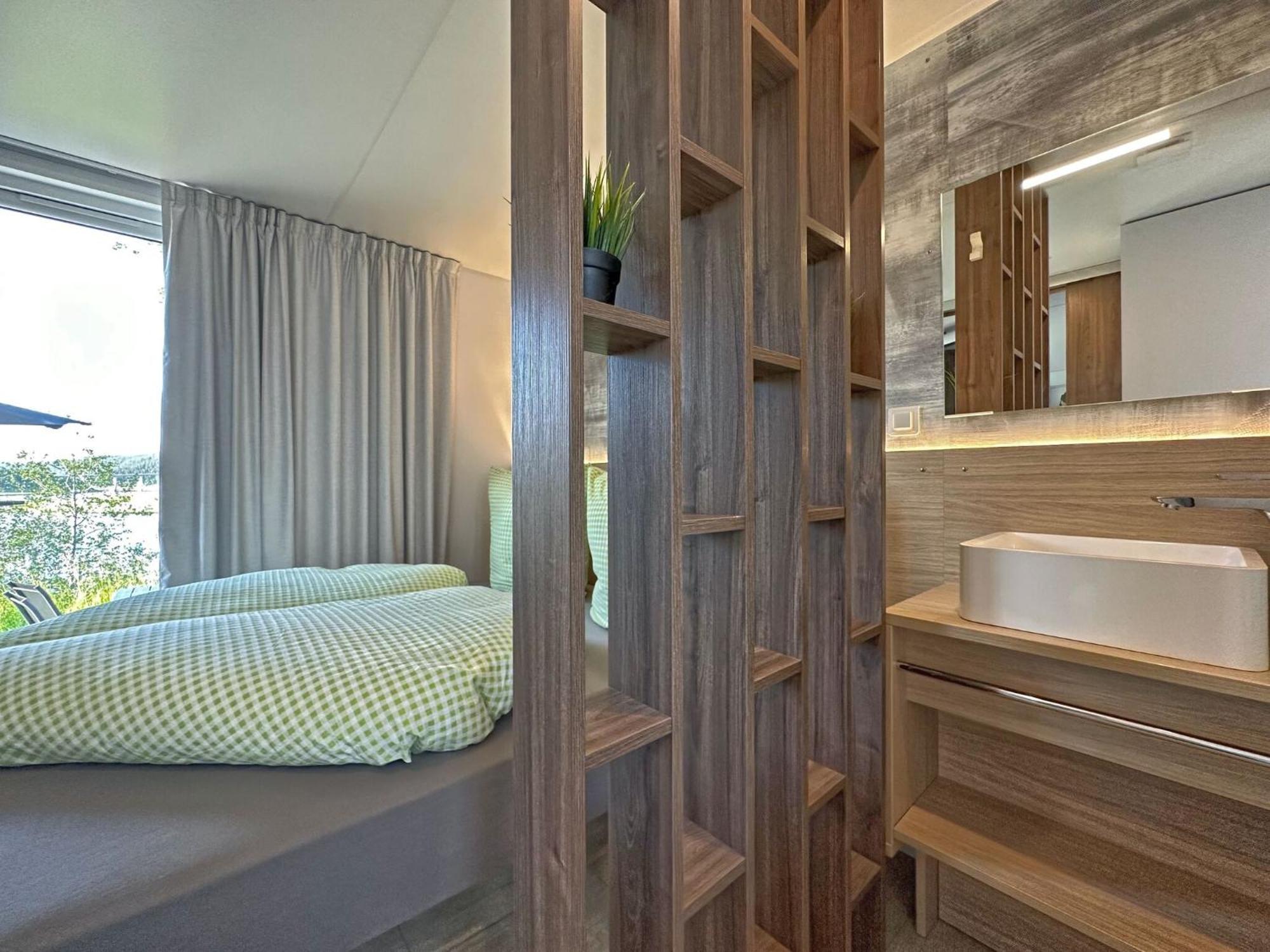 Feriendorf Seeblick - Tinyhouse Direkt Am See Neunburg vorm Wald Ngoại thất bức ảnh